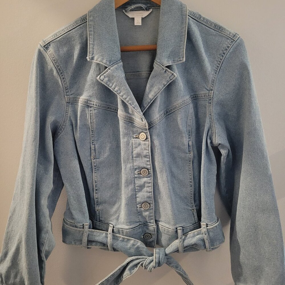 Women's denim jacket